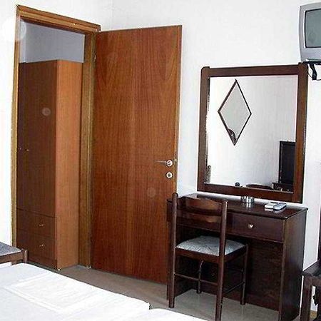 Hotel Nafsika Litóchoron Esterno foto
